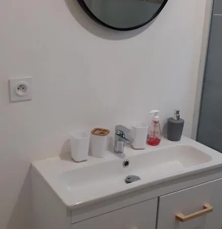 Holiday home Maison Chaleureuse Avec Insert En Campagne Saint-Mars-sur-la-Futaie